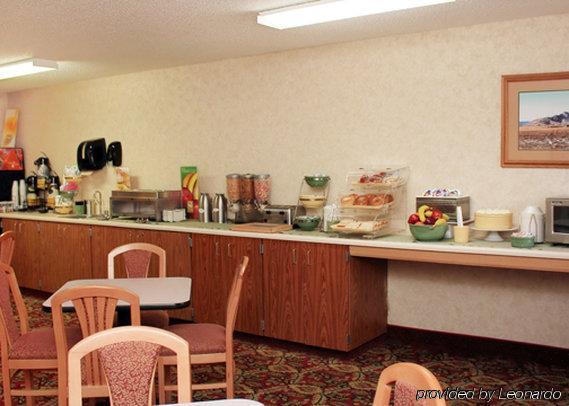 Quality Inn Spearfish I-90 Restaurant photo
